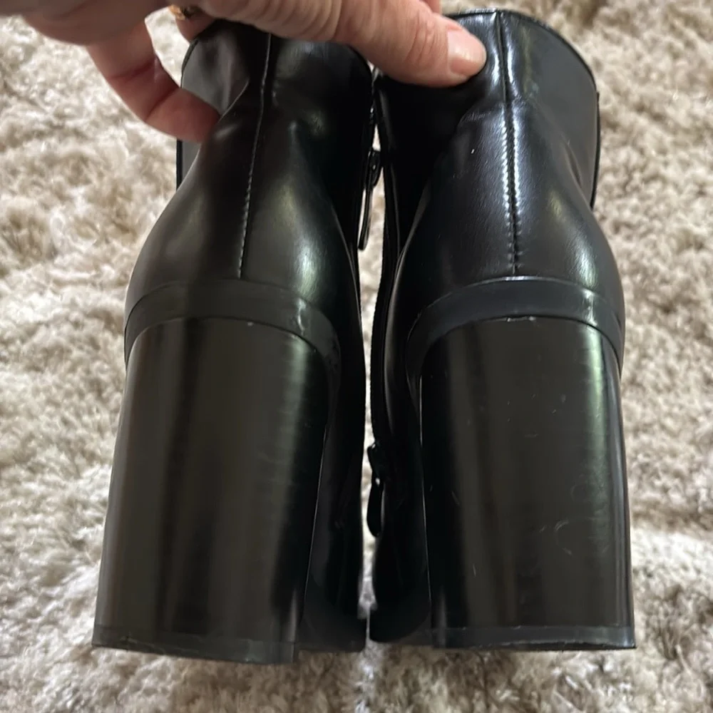 RAID Black Ankle Boots Size 4 EUC